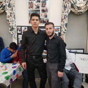 Meet your Posher, M omar